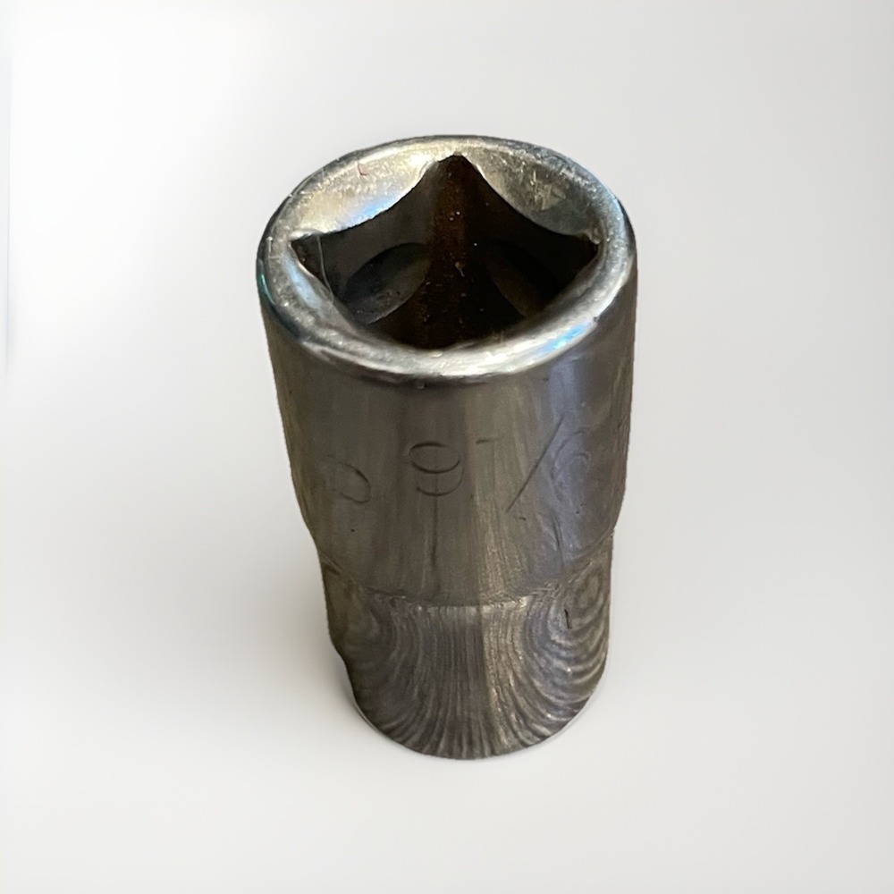 Craftsman V Series 9/16" Shallow Socket 12 Point Star 1/2 Inch Drive SAE USA - Picture 3 of 5